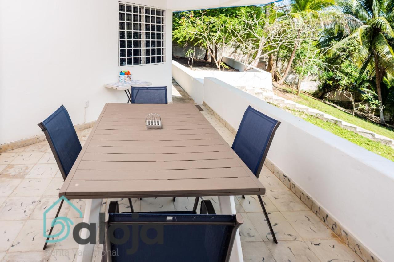 Villa Xtohil With Private Access To The Magic 7 Colors Lagoon Bacalar Exterior foto